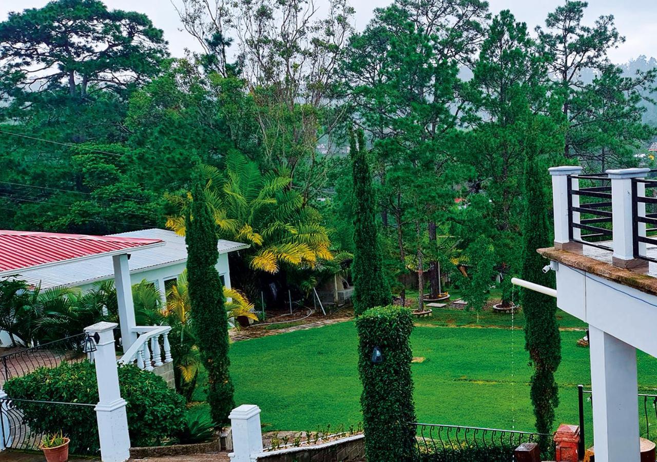 Hotel Cocoview, Bar & Restaurante Valle de Angeles Luaran gambar